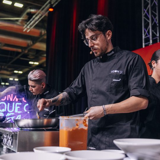 http://www.asianculinaryawards.com/wp-content/plugins/phastpress/phast.php/c2VydmljZT1pbWFnZXMmc3JjPWh0dHBzJTNBJTJGJTJGd3d3LmFzaWFuY3VsaW5hcnlhd2FyZHMuY29tJTJGd3AtY29udGVudCUyRnVwbG9hZHMlMkYyMDIzJTJGMDMlMkZVRE9OX0FDQV8yMDIzXzExMi01NDB4NTQwLmpwZyZjYWNoZU1hcmtlcj0xNjc4OTc0ODY1LTUwMjk4JnRva2VuPTI0MzRjNTExMDQ3YzBkYzY.q.jpg