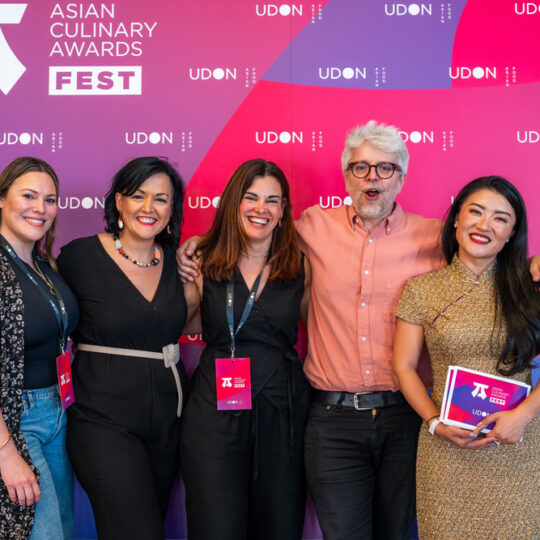 https://www.asianculinaryawards.com/wp-content/plugins/phastpress/phast.php/c2VydmljZT1pbWFnZXMmc3JjPWh0dHBzJTNBJTJGJTJGd3d3LmFzaWFuY3VsaW5hcnlhd2FyZHMuY29tJTJGd3AtY29udGVudCUyRnVwbG9hZHMlMkYyMDI2JTJGMDYlMkZVZG9uX0F3YXJkczIwMjZfMDI0LTU0MHg1NDAuanBnJmNhY2hlTWFya2VyPTE3ODcxMzU4NDItNzQ0NTQmdG9rZW49Nzc3MmZhNDRjYzk1YTA2YQ.q.jpg